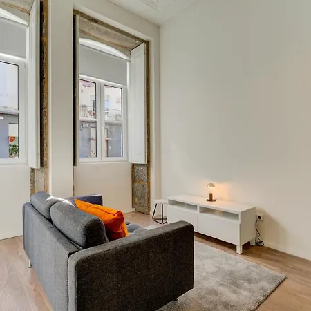 Carmo Flats Historic Center - Collection By Perpetual Relax