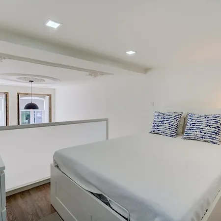 Carmo Flats Historic Center - Collection By Perpetual Relax Braga