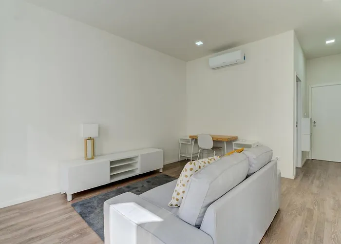 Carmo Flats Historic Center - Collection By Perpetual Relax *